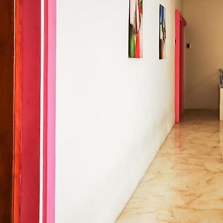 Reddoorz Plus @ Taman Madiun Kültér fotó
